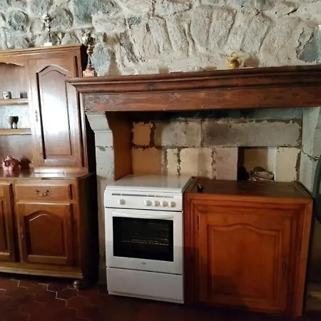 Vakantiehuis Maison Murol, 4 Pieces, 6 Personnes - Fr-1-395-45 Murol