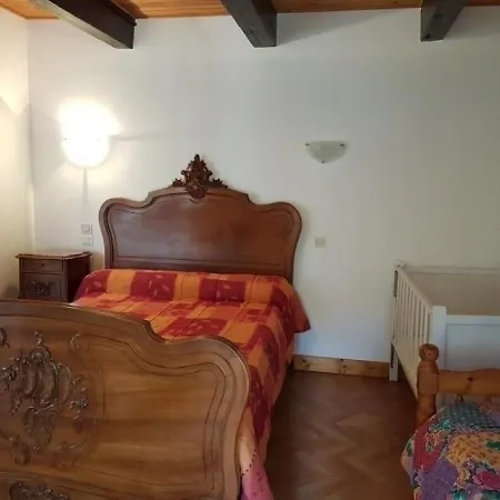Maison Murol, 4 Pieces, 6 Personnes - Fr-1-395-45 Vakantiehuis Murol
